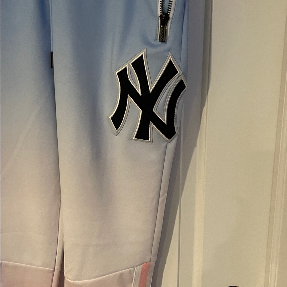 Kids Gradient Joggers with Logo - Picture 3 of 6